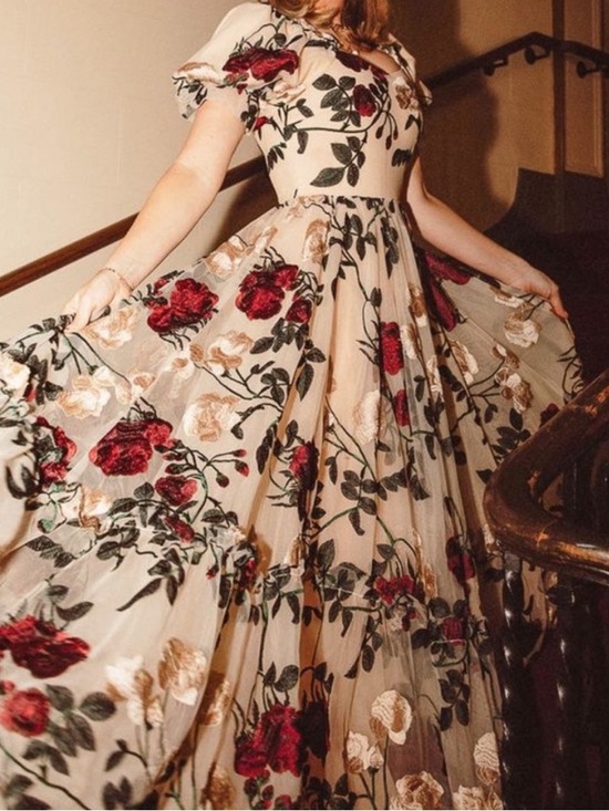 Ivy City Co Dresses & Skirts - IVY CITY CO Amora Floral Maxi Dress Size 8/M SOLD OUT NWT